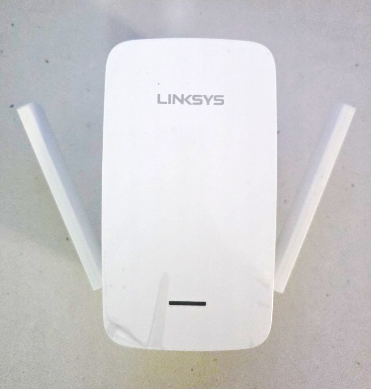 Linksys RE6300 V2 Wi-Fi Range Extender Dual-Band 2.4/5 GHz White