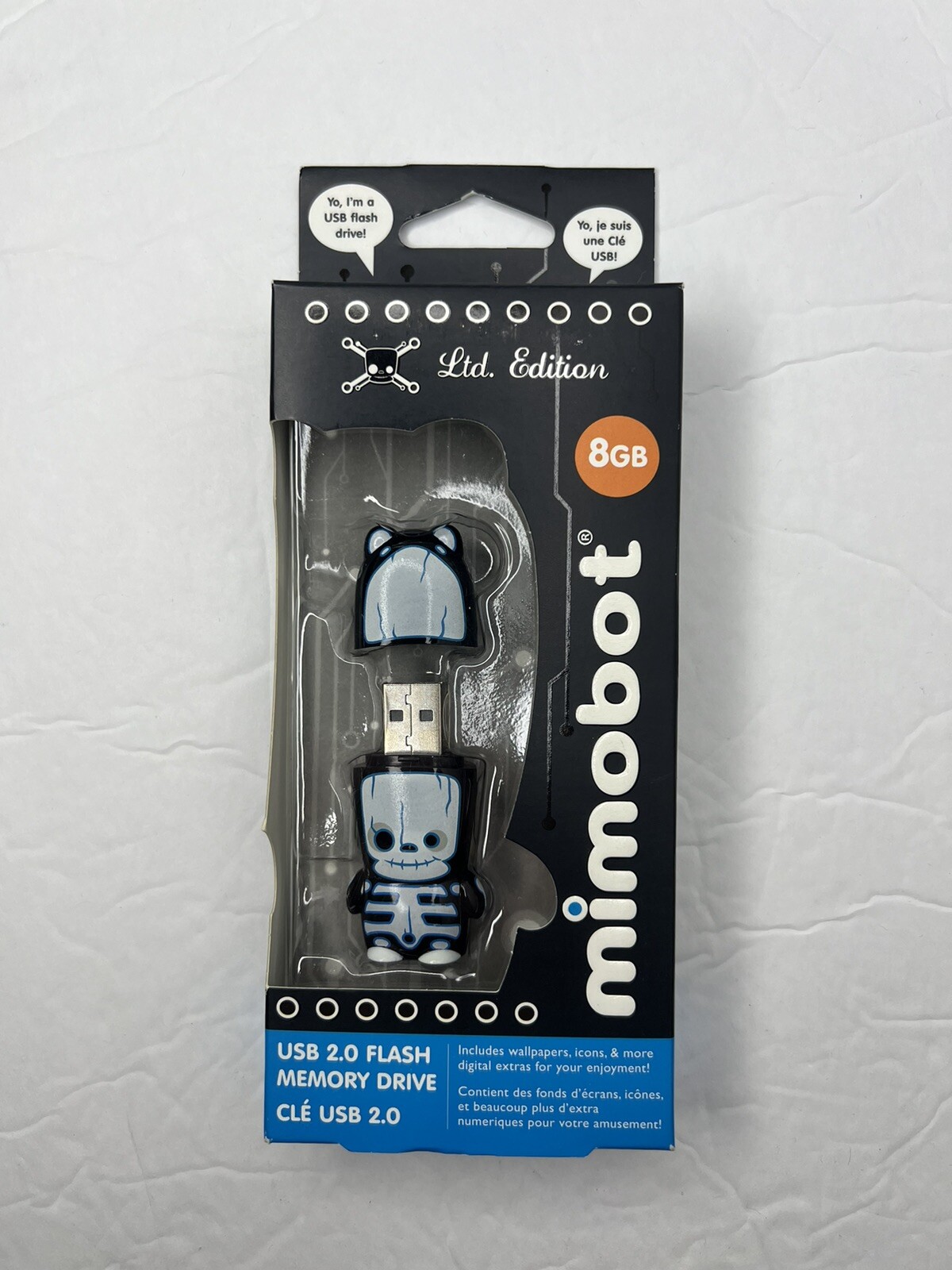 8 GB -Ltd. Ed "rayD8” Mimobot - Core Series USB Flash Drive - 2012 - New