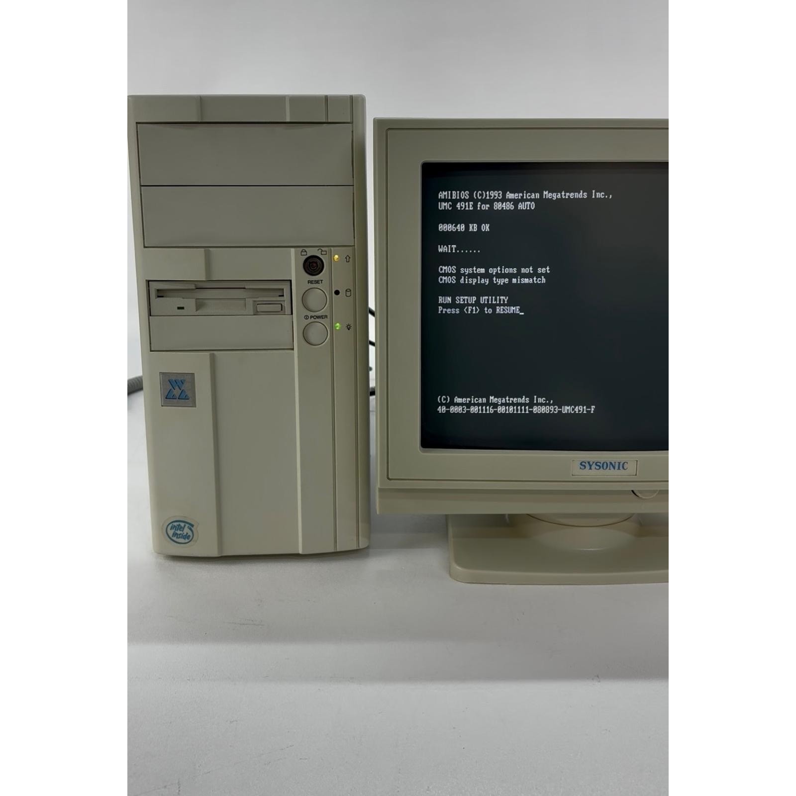 Vintage 1990s PC Tower Intel i486 SX 640 KB Retro Gaming Powers On-Selling AS IS