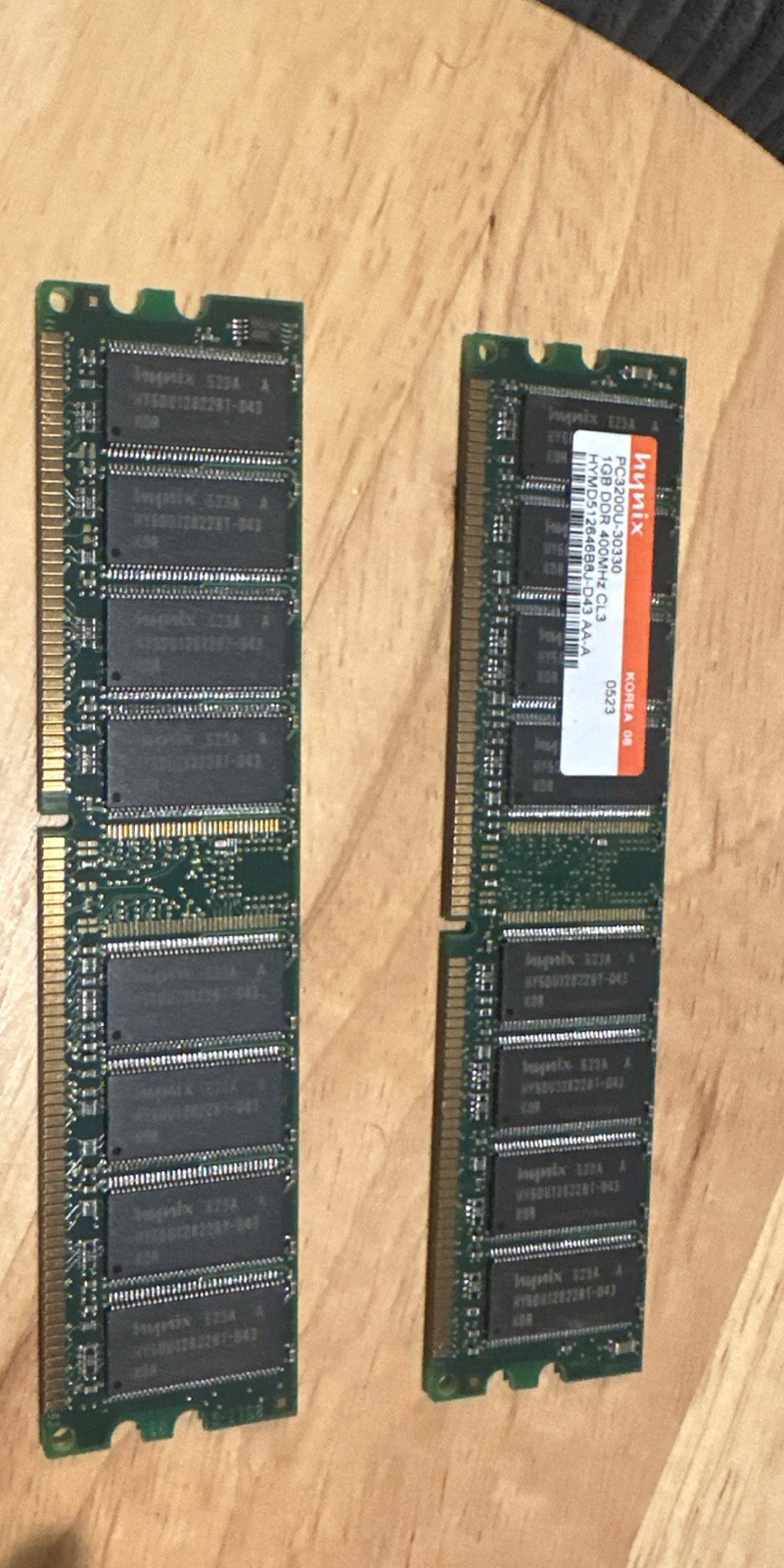 1GB Hynix IBM HYMD512726A8J-D43 400MHz PC3200 CL3 184-Pin