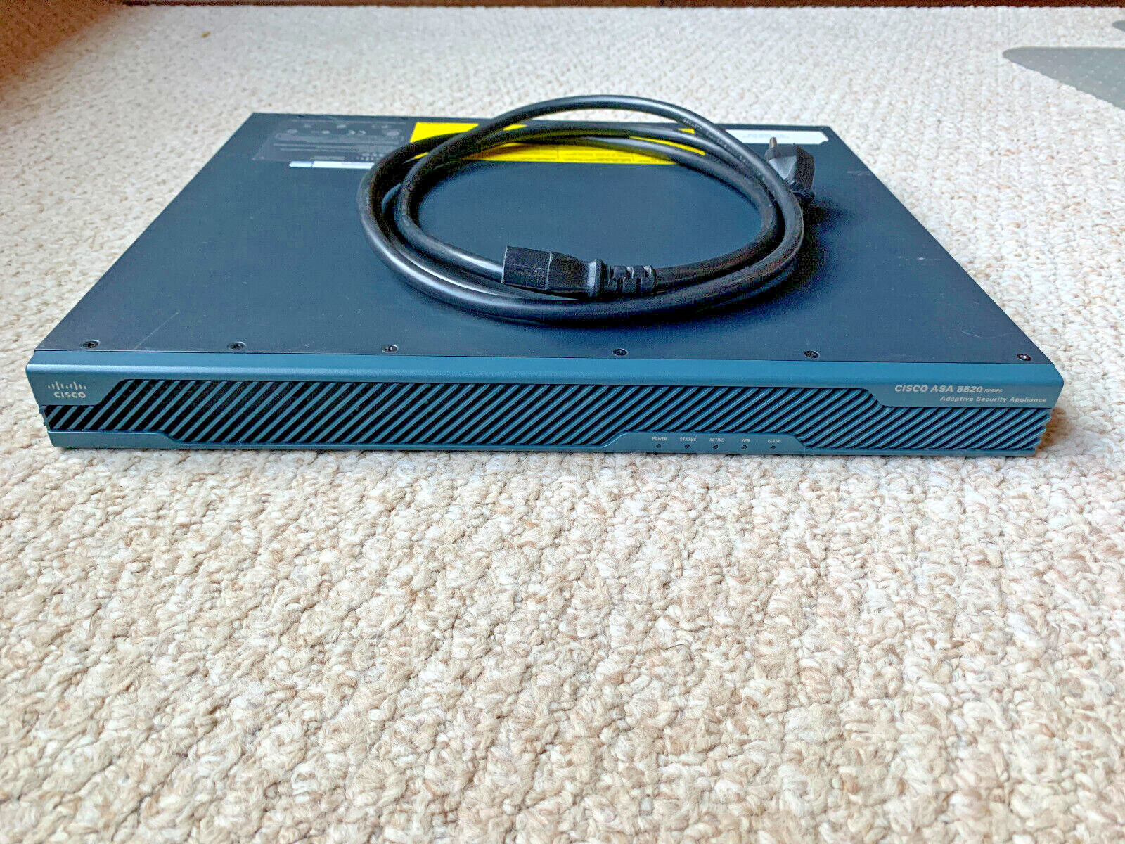 Cisco ASA5520-BUN-K9 Adaptive Security Appliance SSM-4GE