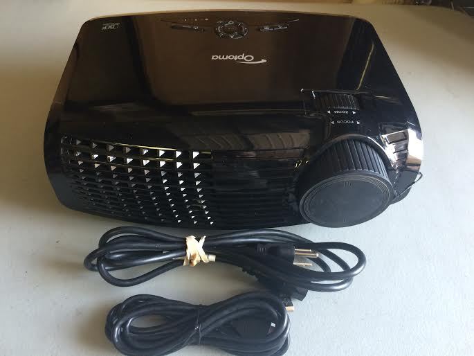 OPTOMA EH1020 FULL HD 1080P DLP PROJECTOR, 3000 LUMENS, NEW FACTORY LAMP