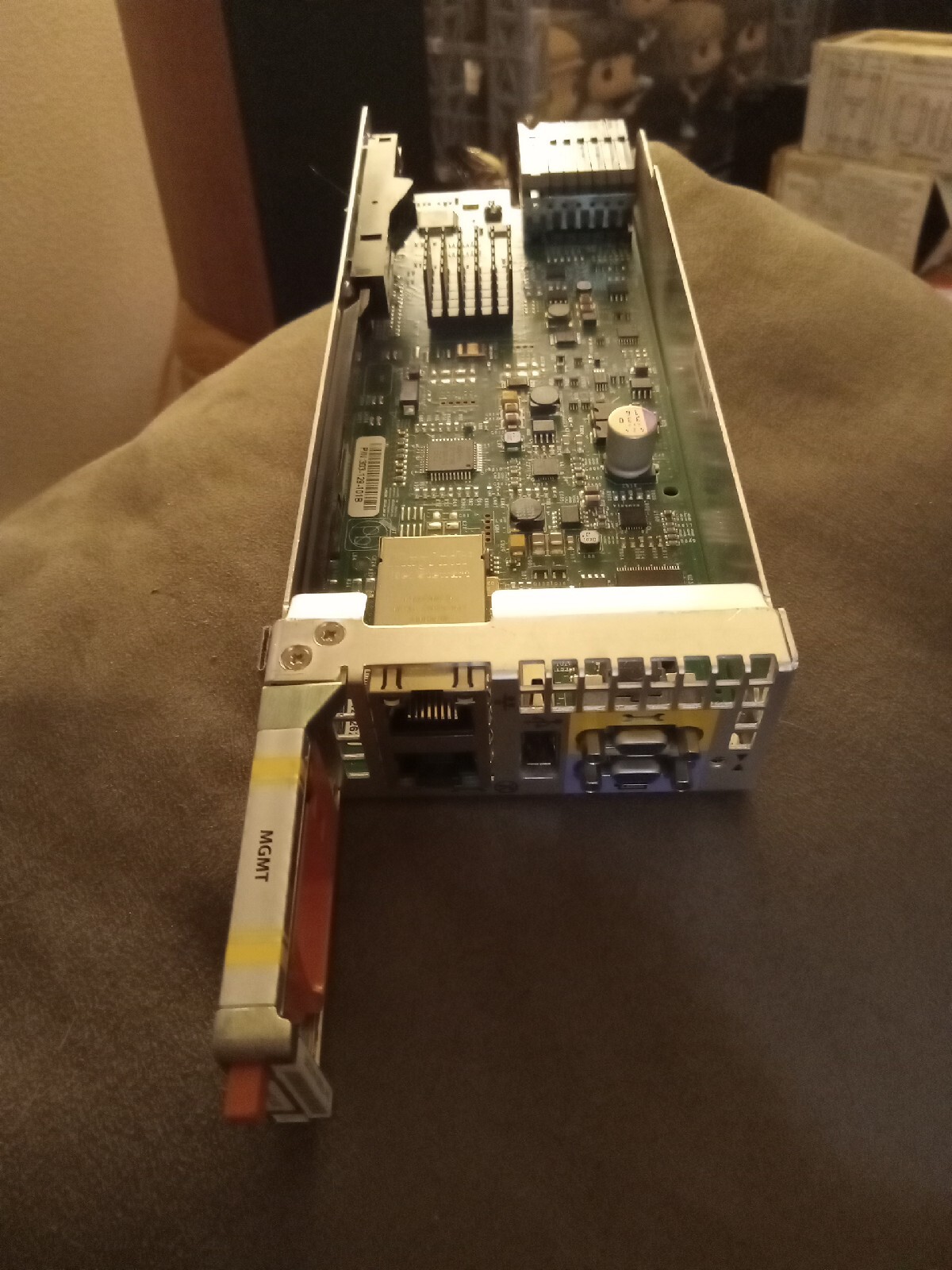EMC 303-129-101B Akula MGMT Management Module SLIC Used 