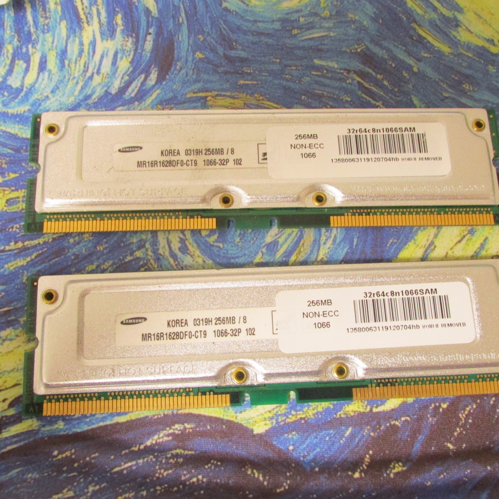 Samsung MR16R1628DF0-CT9 512 MB (2 X  256 MB)  / ECC Rdram Rimm PC800