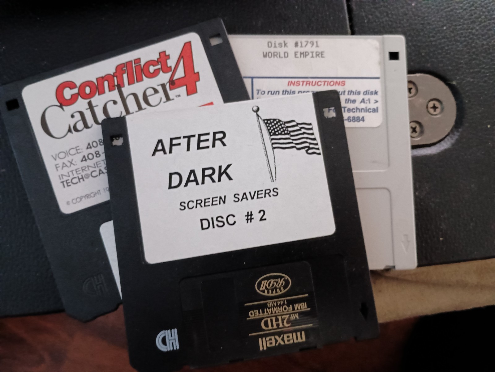 Vintage Various Software 3.5" Disks Conflict Catcher 4, After Dark, World Empire
