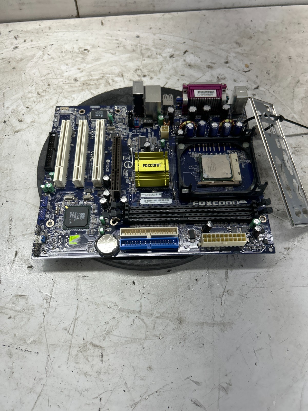 FOXCONN N15235 Intel Celeron 2.0GHz