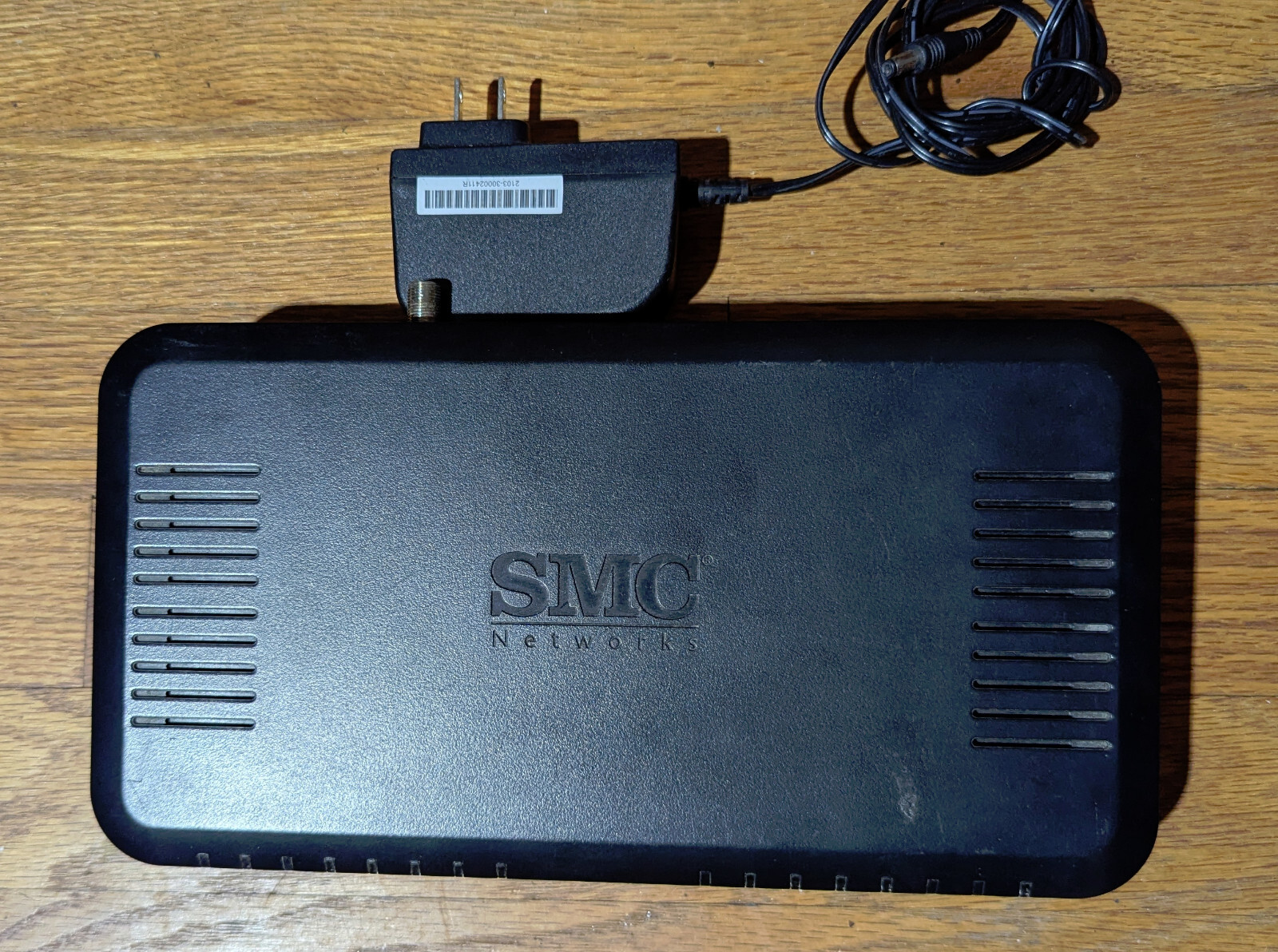 SMC SMCD3G-BIZ  Cable Modem pre-own business cable modem comcast.