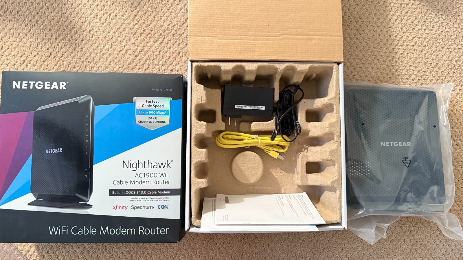 NETGEAR C7000-100NAS Nighthawk AC1900 WiFi Cable Modem Router DOCSIS 3.0