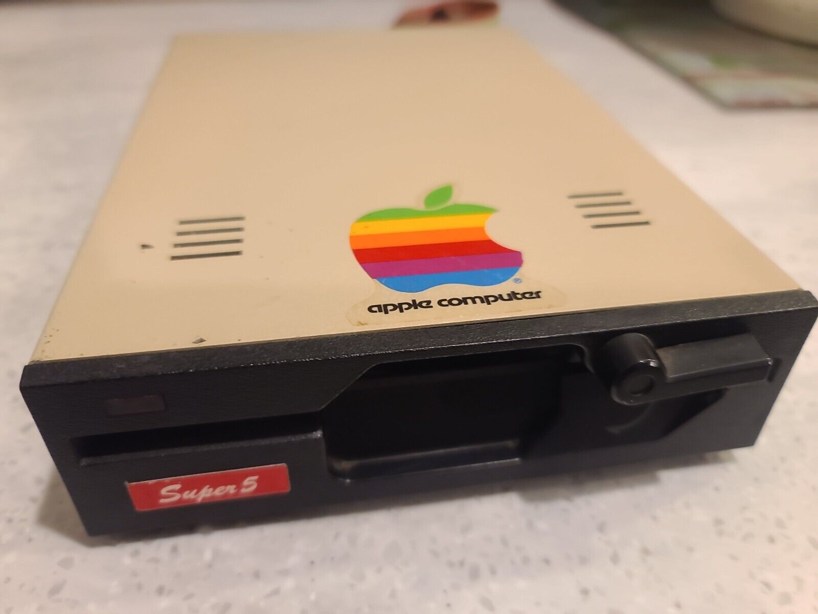 VINTAGE Apple 5 1/4