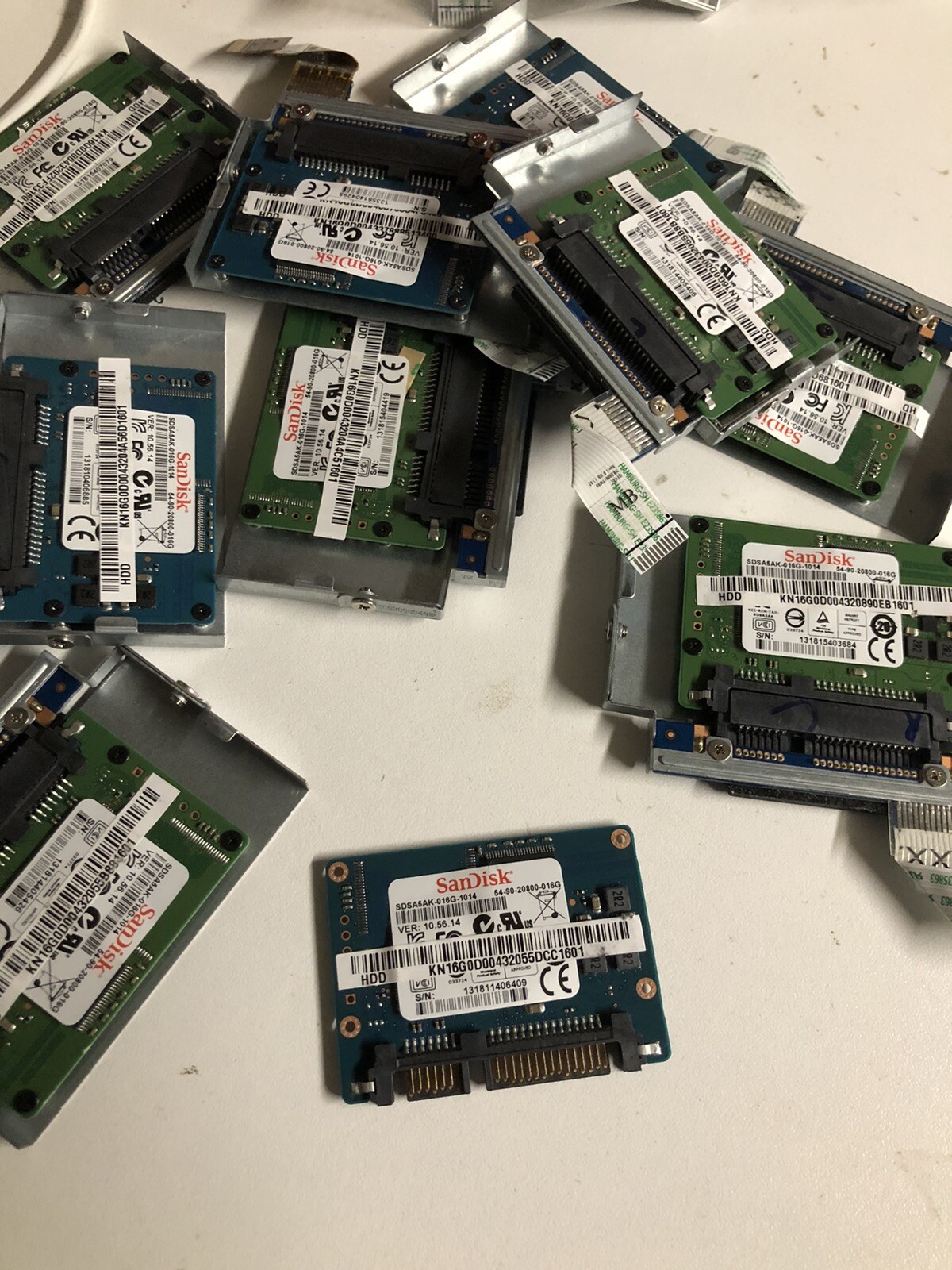 1pcs, SanDisk 16GB 2.5 SATA SSD, SDSA5AK-016G-1014, Sameday Shipping.
