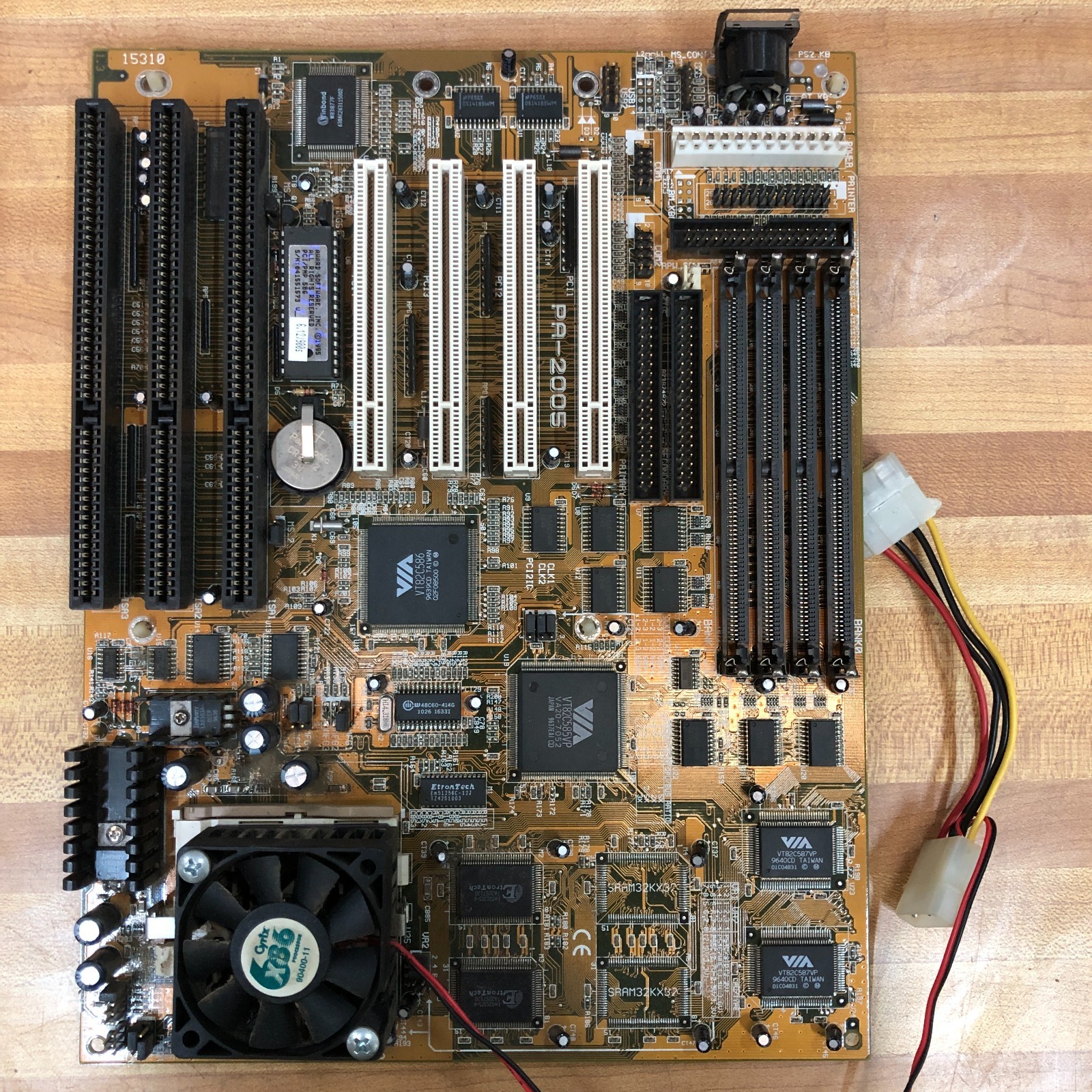 Vintage FIC PA-2005 Socket 7 AT Motherboard w/Cyrix 6x86MX-PR200 (WORKS)