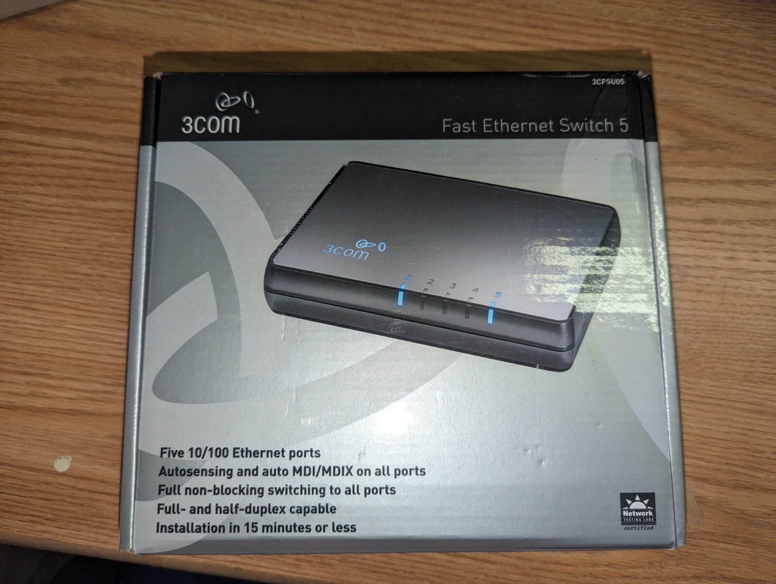 HP V1405-5 Switch 3Com Switch - new in open box - ships free 