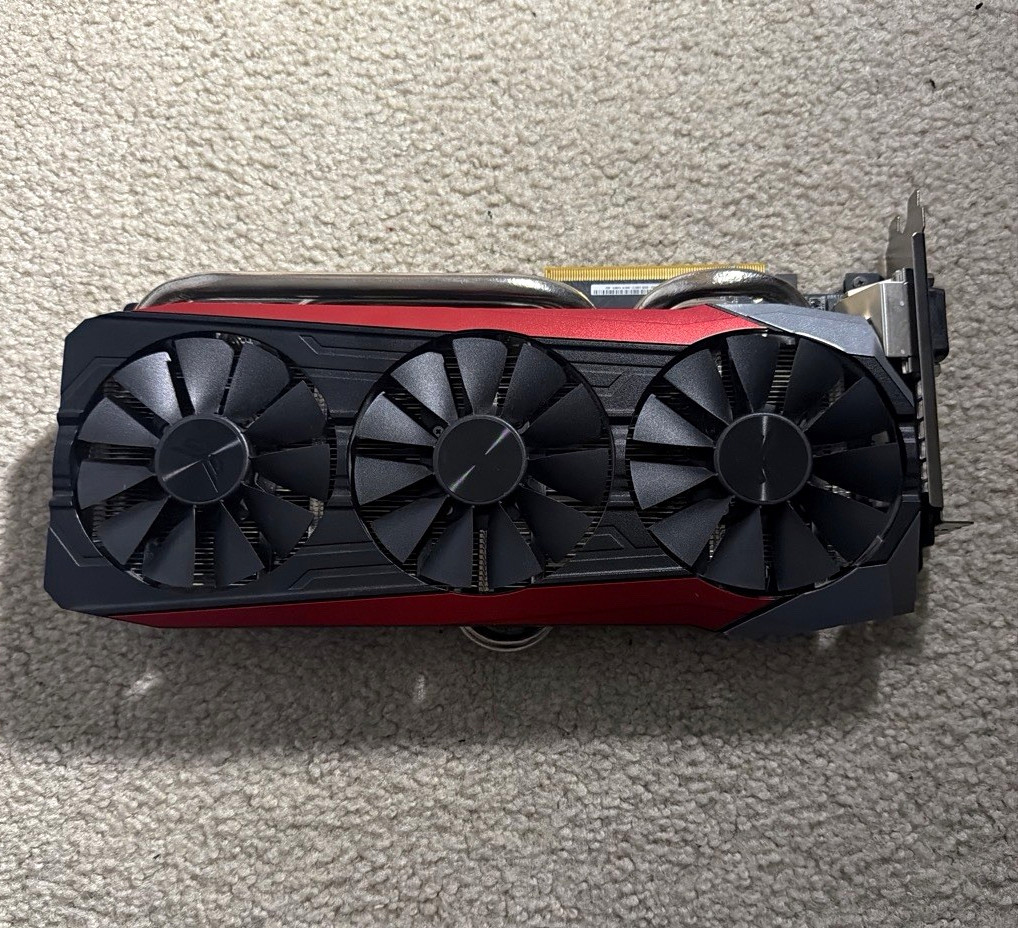 ASUS STRIX R9 390 8GB GDDR5 Gaming Graphics Card