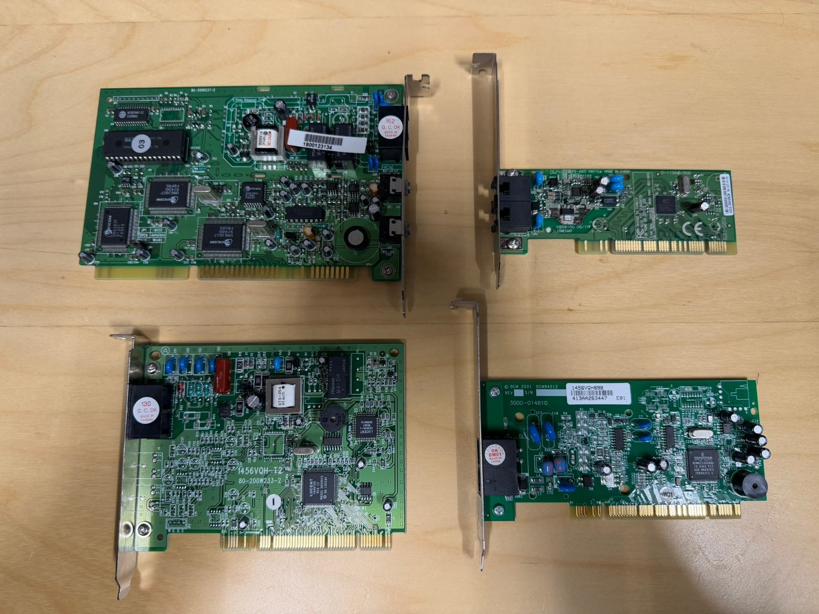 ** Lot of 4 Modems, 3x PCI and 1x ISA, Conexant, Broadcom, etc.