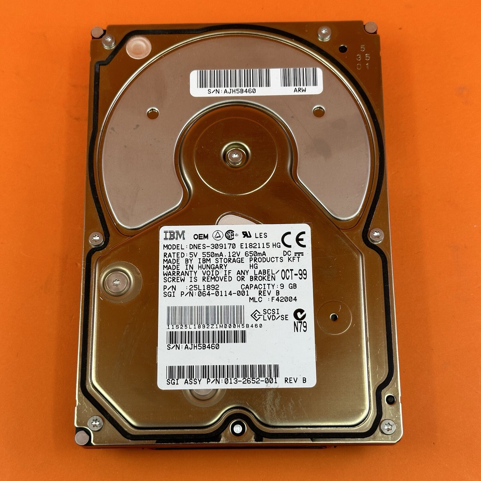 IBM Ultrastor/OEM 9Gb LVD/SE 7.2K Ultra2 SCSI DNES-318350 P/N 064-0114-001 HDD
