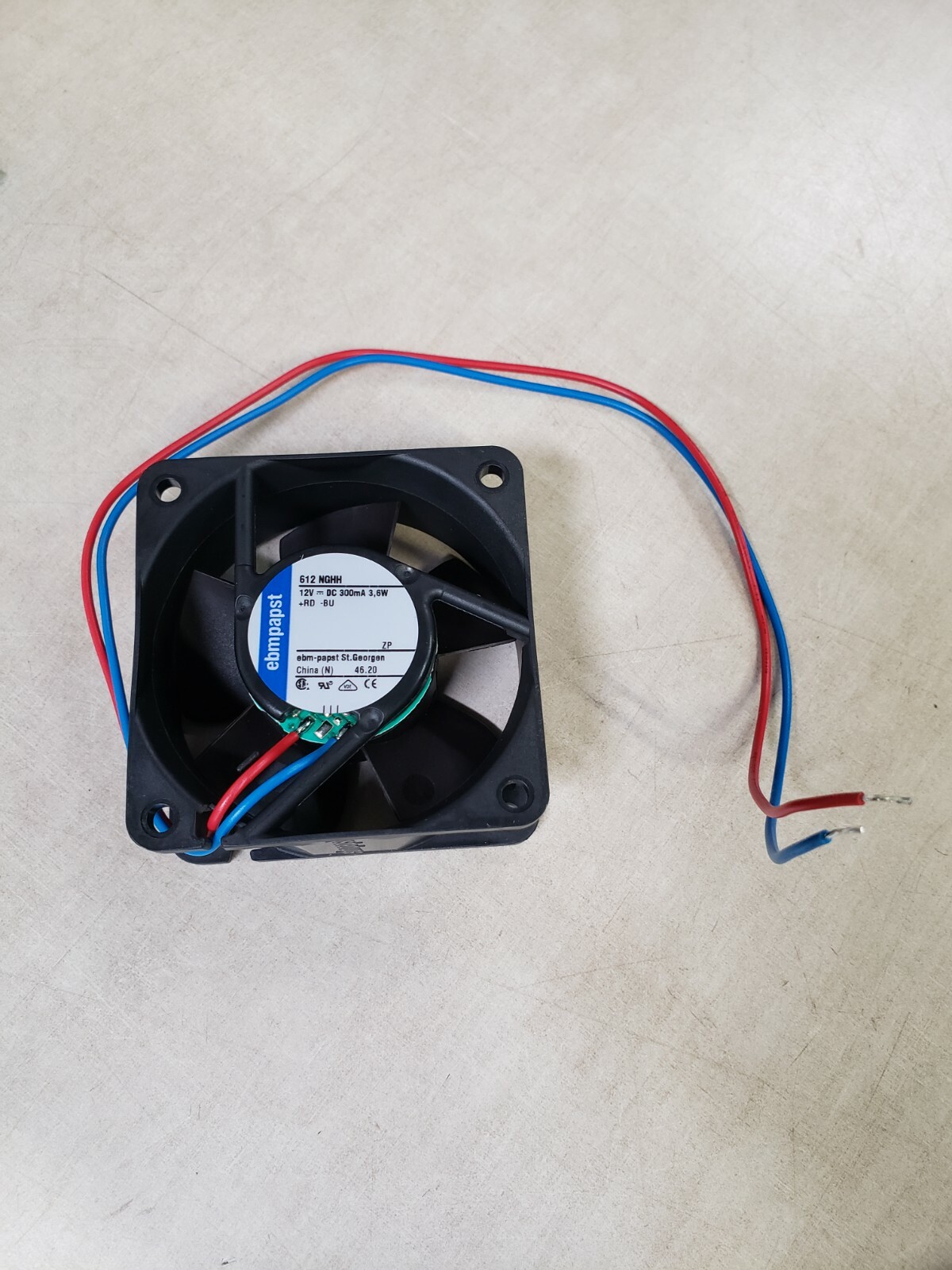 ebmpapst 612NGHH 12V DC 300mA fan