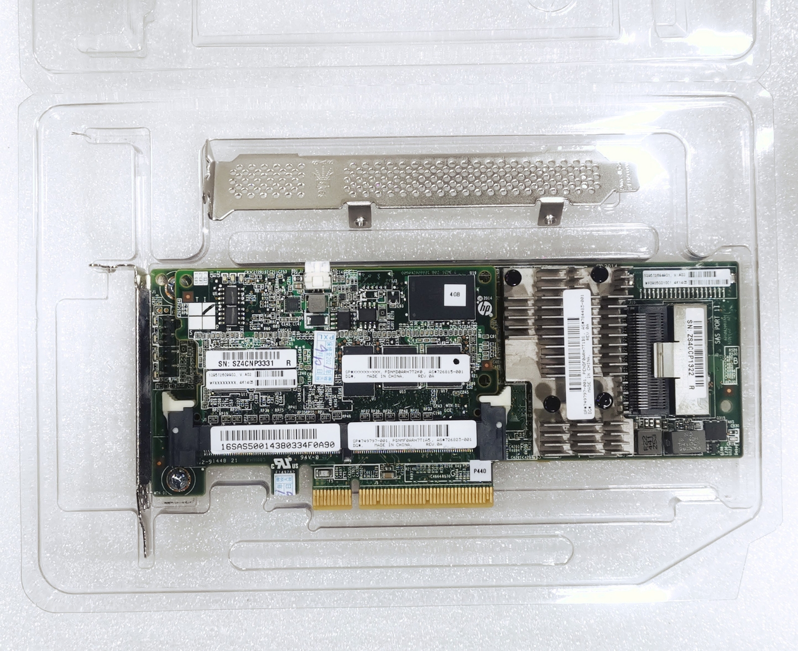 726821-B21 HP Controller Smart Array 12GBSAS 726823-001 P440 4GB FBWC 749797-001