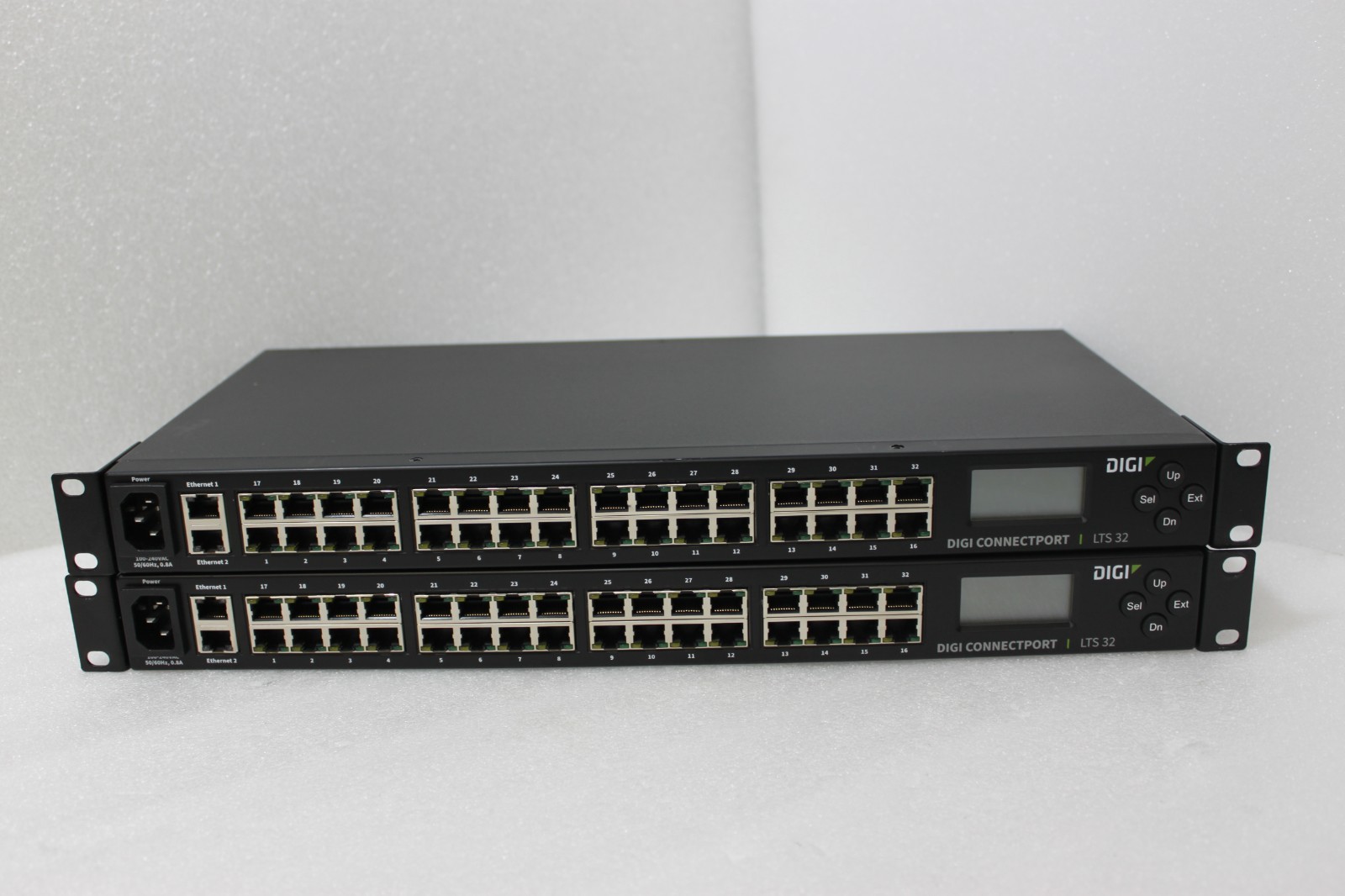 Digi ConnectPort Model LTS32 Console Server Terminal