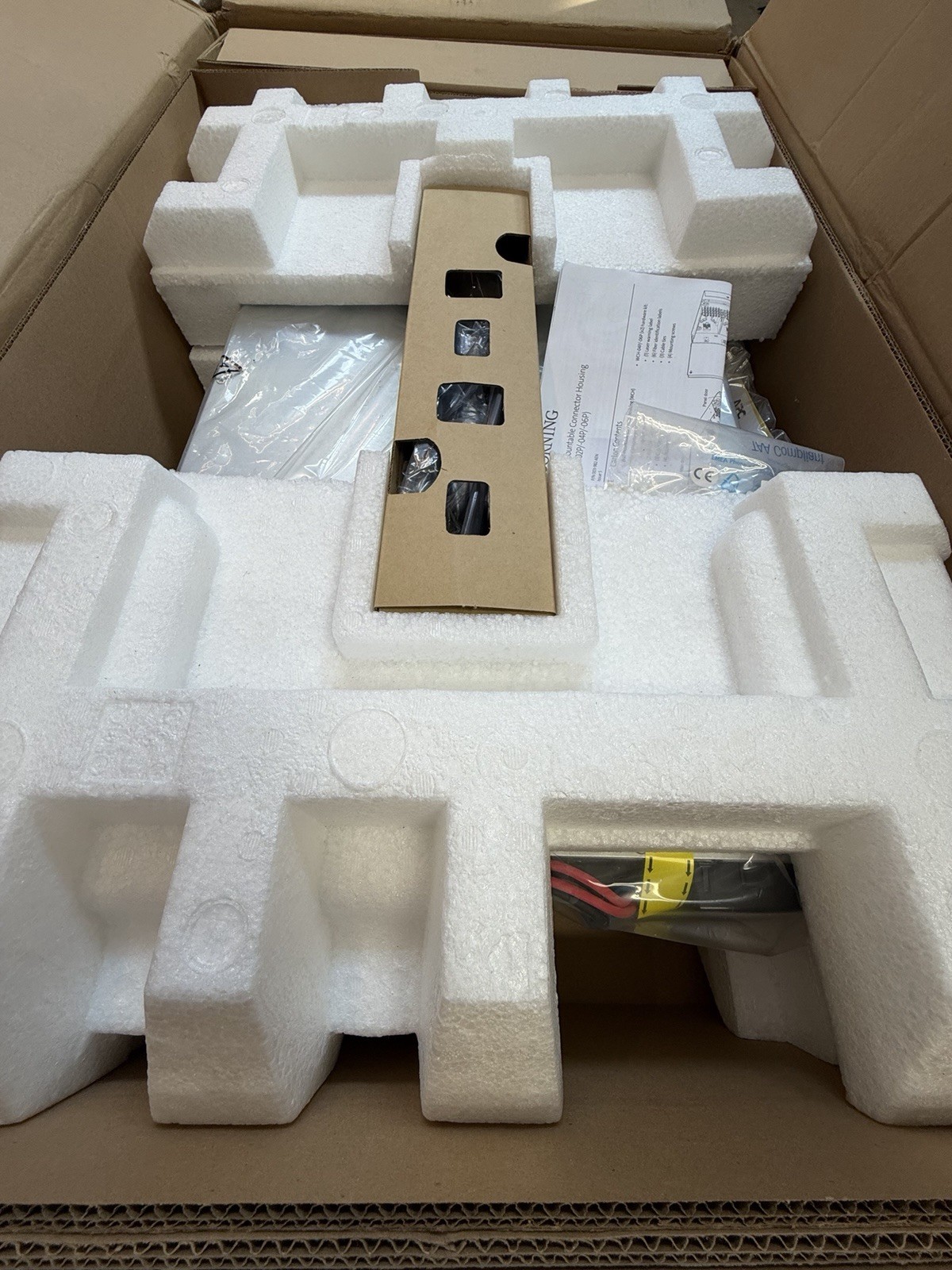 New Open Box - APC Smart-UPS 3000VA | SMT3000RMUS | 2U Rackmount UPS