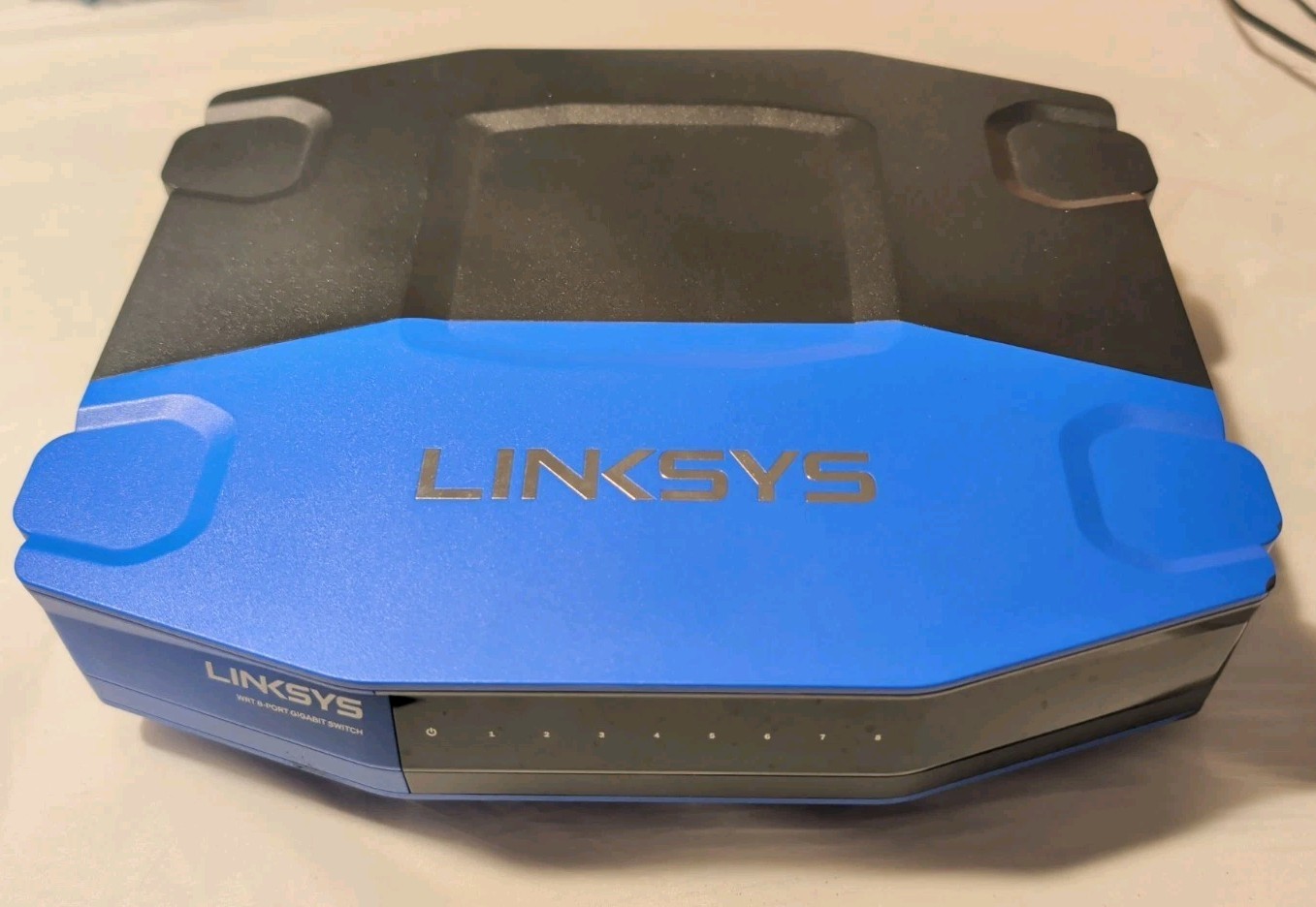 Working LINKSYS - SE4008 - WRT 8-Port Gigabit Switch