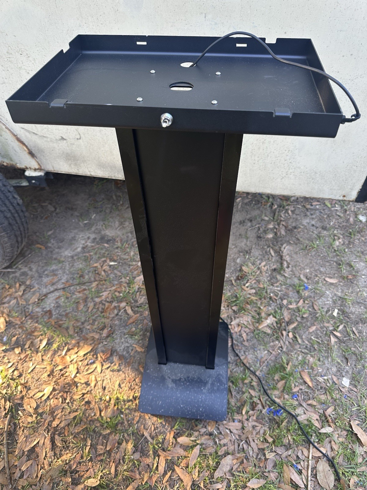 COMPULOCKS  SECURITY STAND DELL LATITUDE MODEL REMOVED