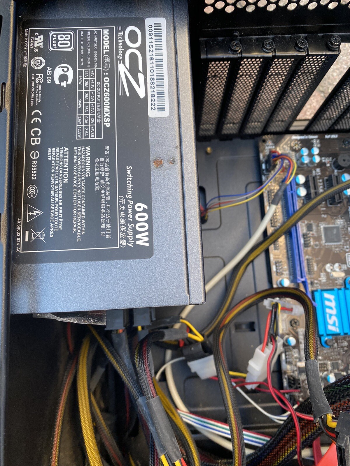 OCZ Mod XStream Pro 600W Modular 80+ ATX power supply