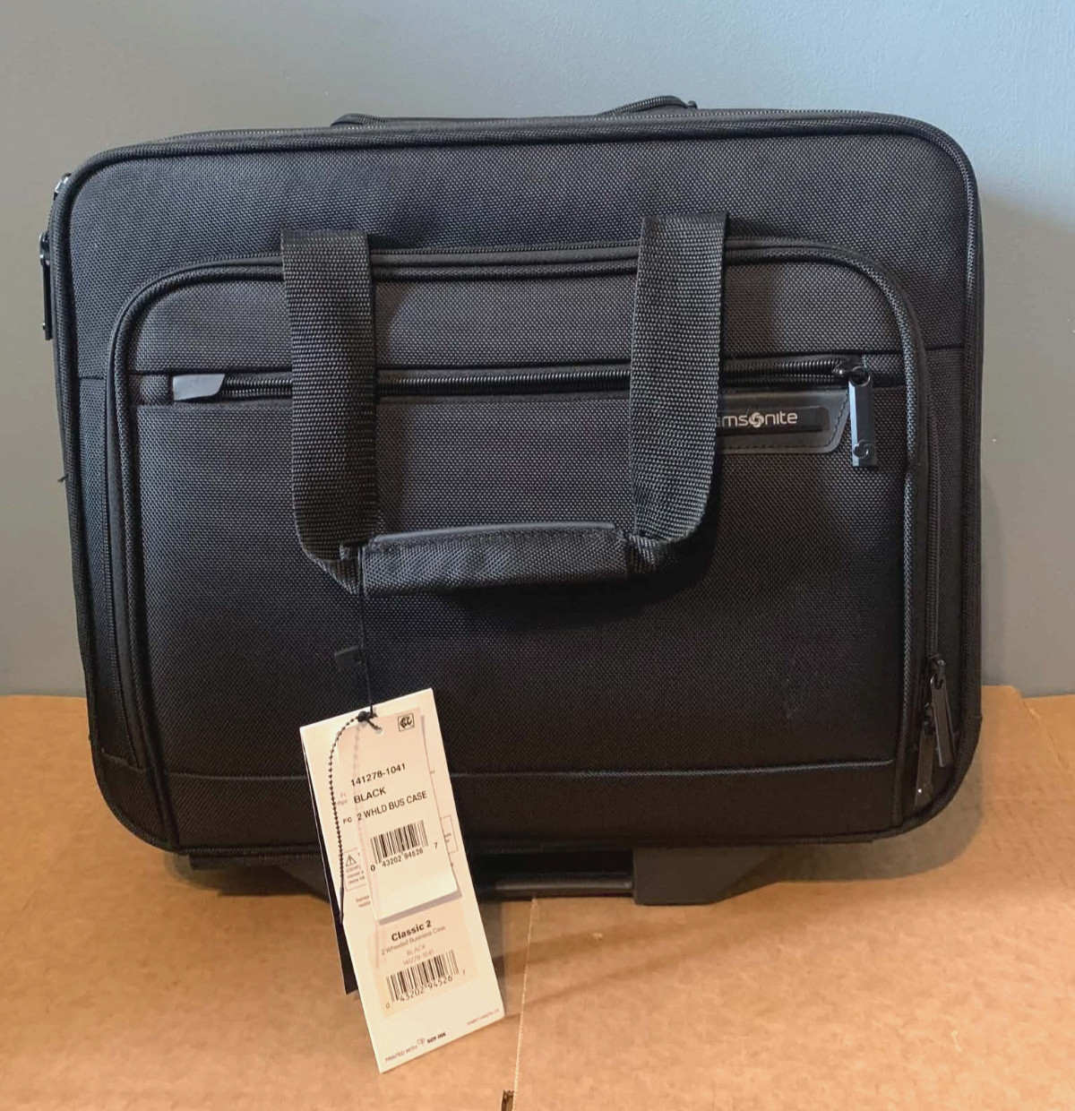 New w/ Tags Samsonite Classic 2 15.6" Wheeled Polyester Business Case Black