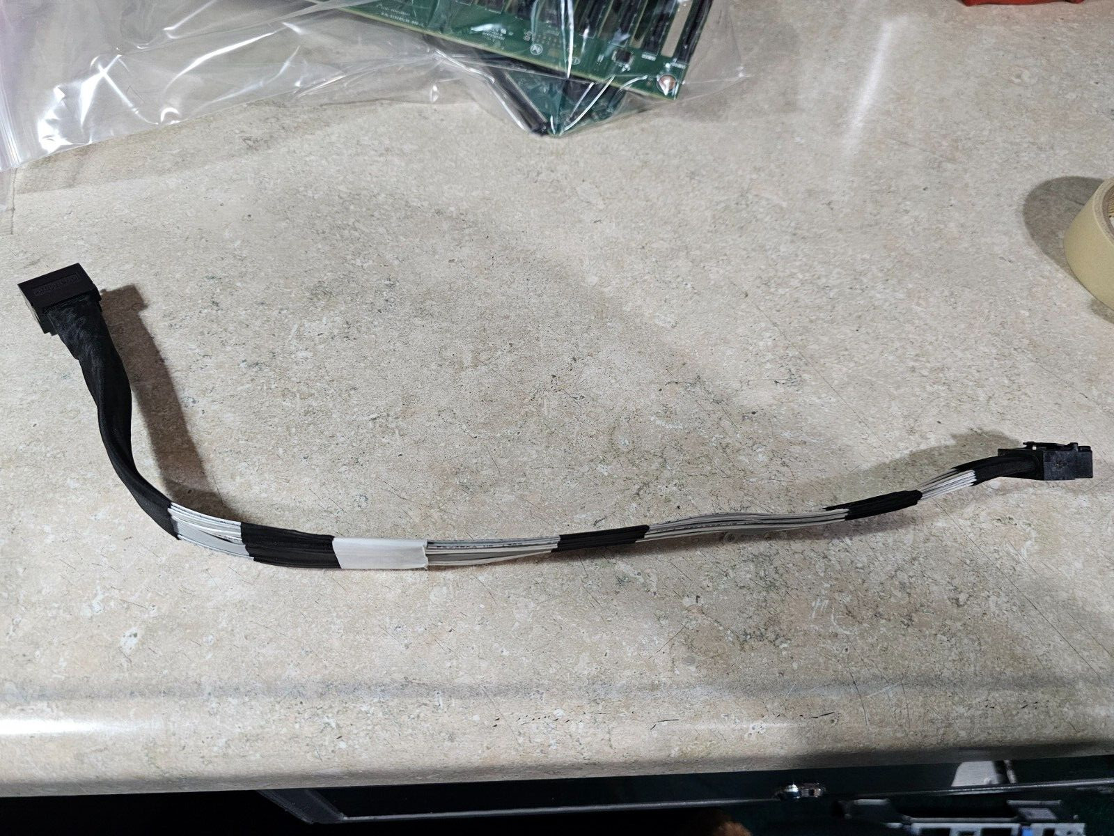 Cisco UCS 74-13104-01 A0 12G SAS Expander Cable for UCS C240 M4 Server
