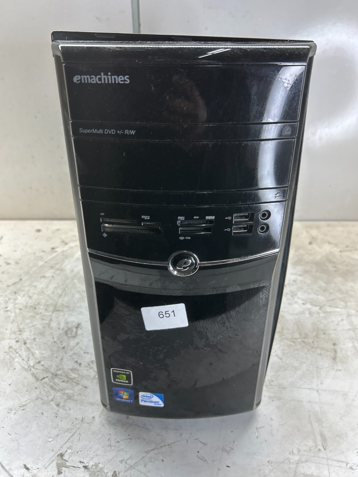 eMachines ET1831 Intel Pentium Dual-Core E5300  2.60GHz 4GB NO HDD