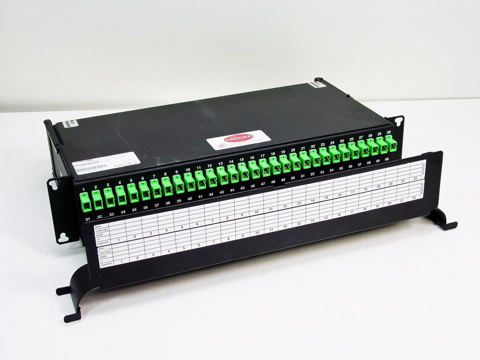 Corning EHS1AA6C06C01132 ECL Coupler Shelf 1x32 SC/UPC Fiber Optic 19" Rack