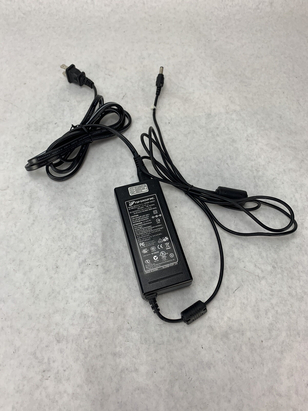 FSP GROUP AC Adapter FSP090-1ADC21 Charger Genuine 90W Adapter