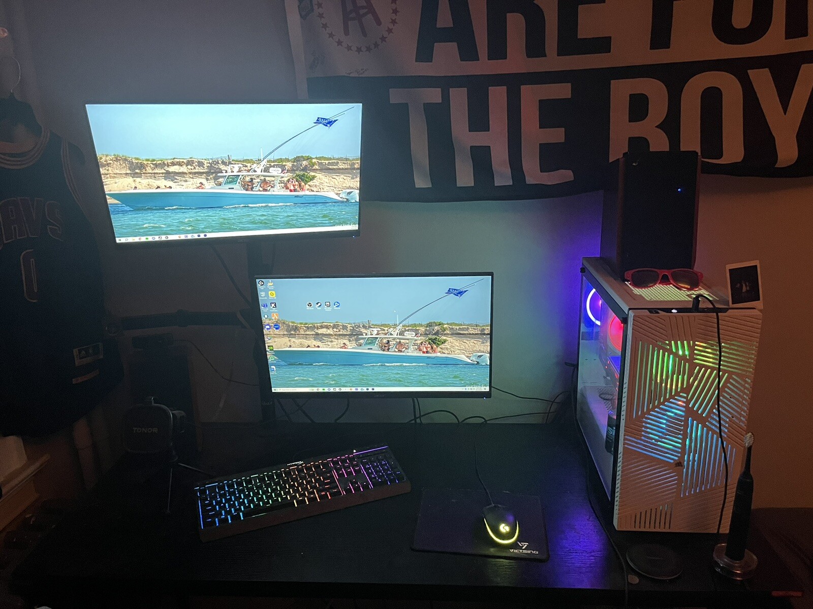 Full Gaming Pc Setup Send me an offer.  Please read description. Thanks