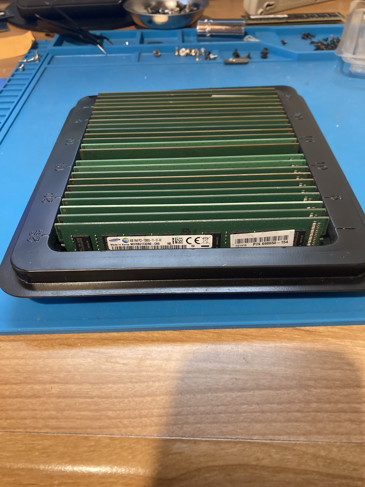 Samsung 96Gb (24 X 4Gb) DRR3 Desktop RAM. (10 X 11-12-A1 and 14 X 11-13-A1)