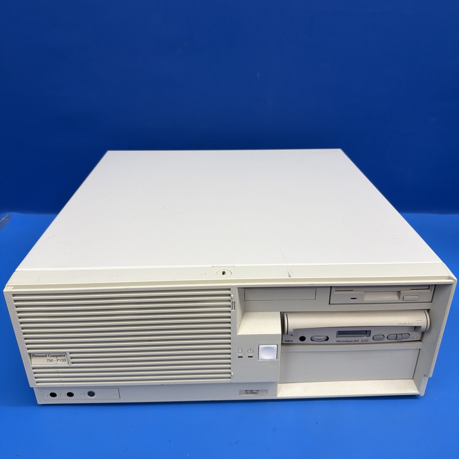 RARE Vintage IBM PC 750 6885 Pentium 133 AWE32 CT3990 Computer Parts Repair