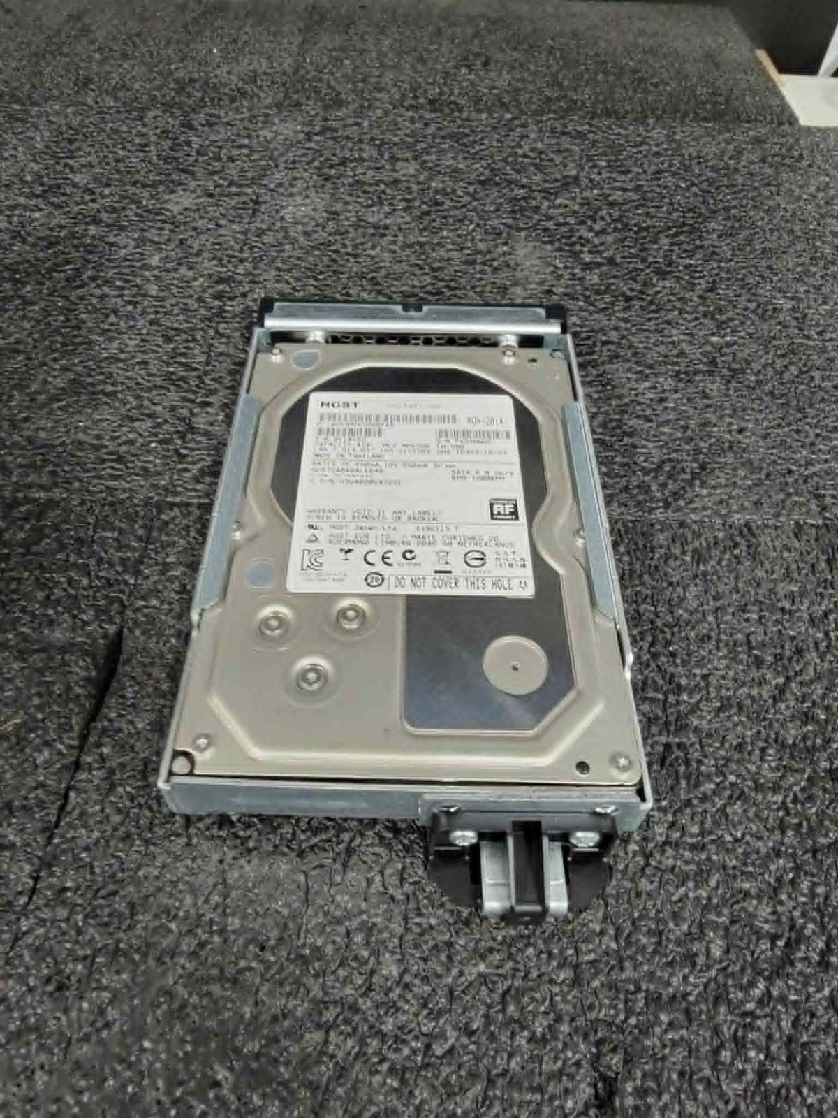 HGST 0F14683 HUS724040ALE640 4TB 7.2K RPM 64MB Cache 6Gb/s 512e SATA 3.5" HDD