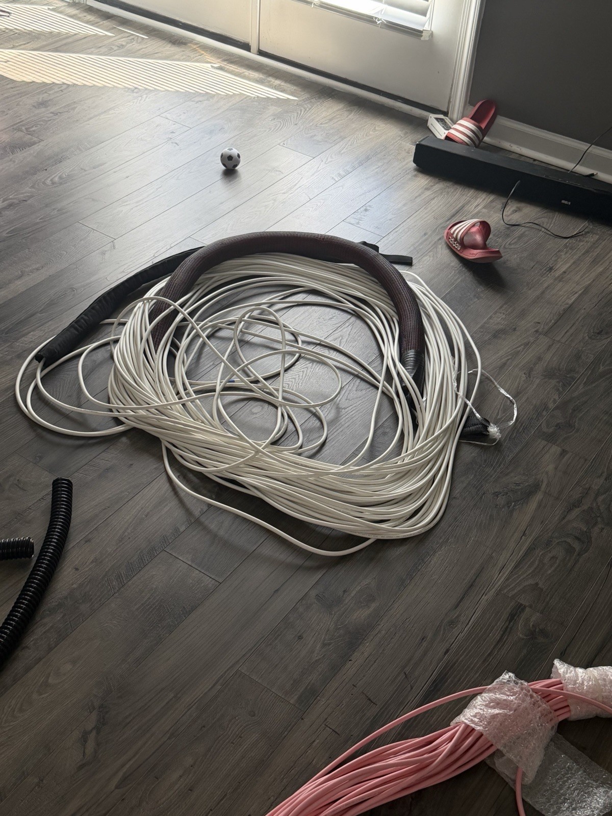 Corning Optical cable 24-SM Ultra-TB2-Freedm One Fiber Optic 05642 feet 09172.