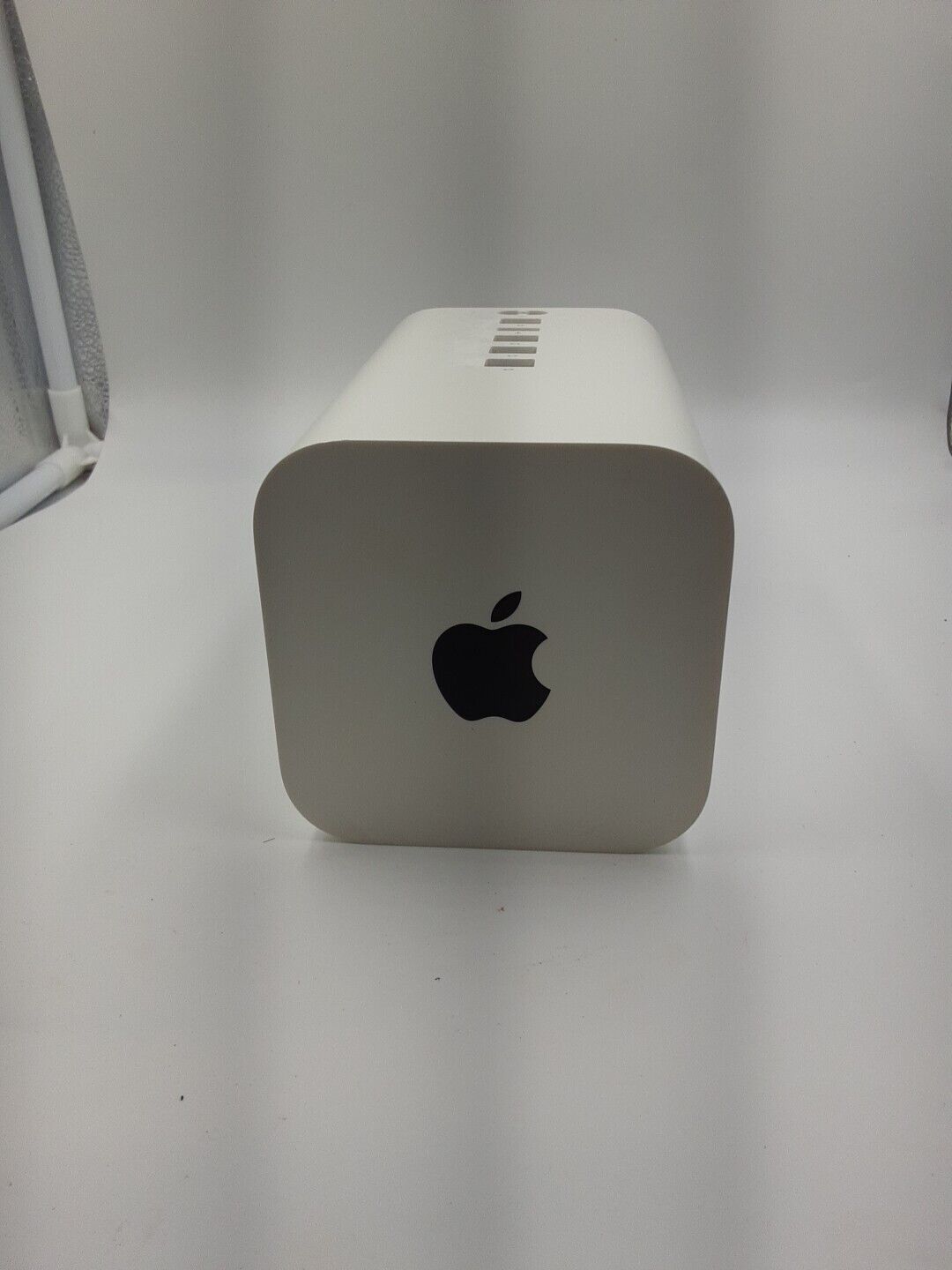 Apple A1521 Airport Extreme Wi-Fi Router