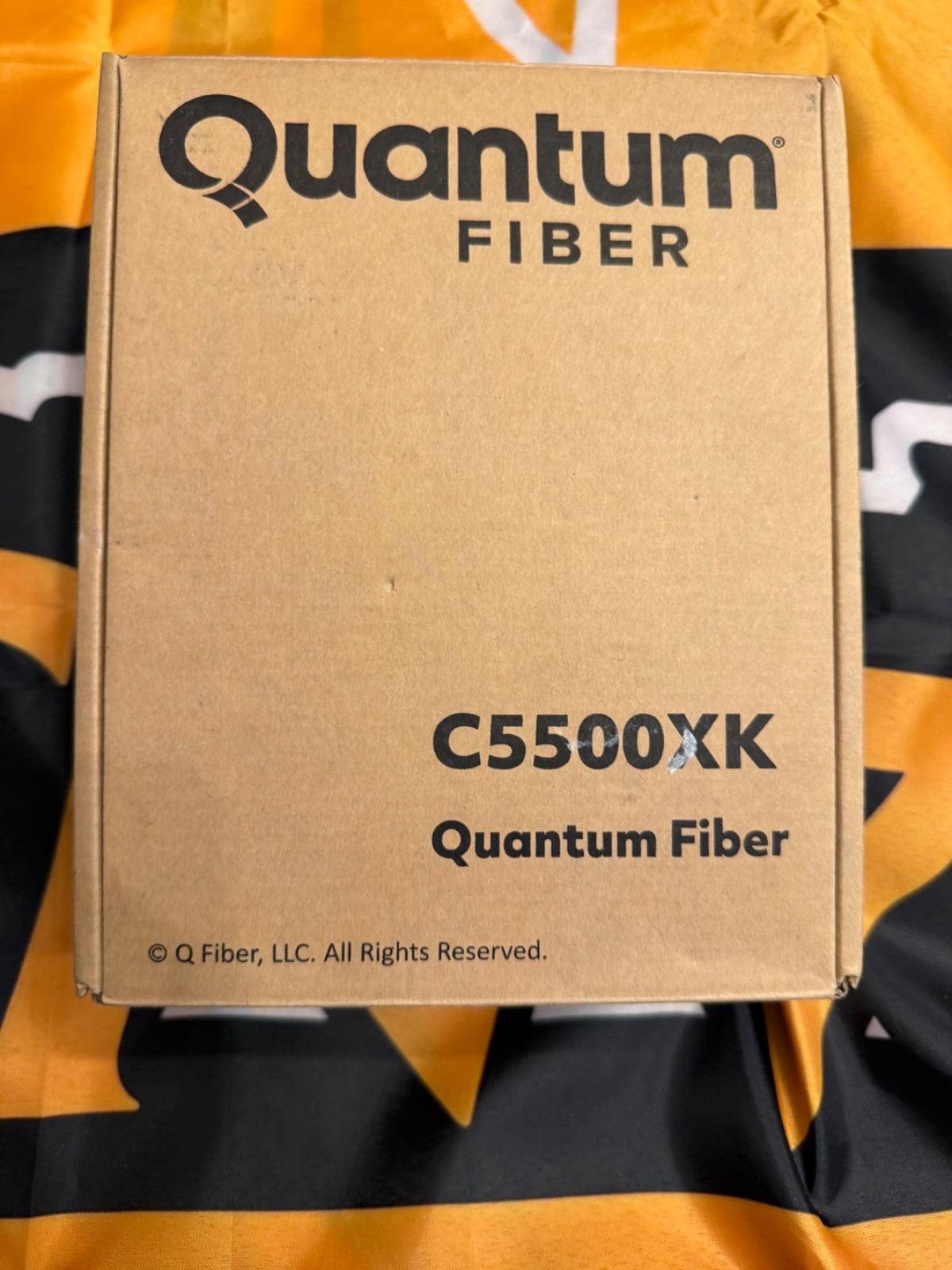 Quantum Fiber Q9500WK WiFi 6 mesh pod used for extending internet coverage