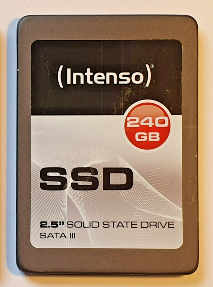 240GB SATA III Intenso High Performance SSD SKU 3813440 3D NAND TLC 2.5"