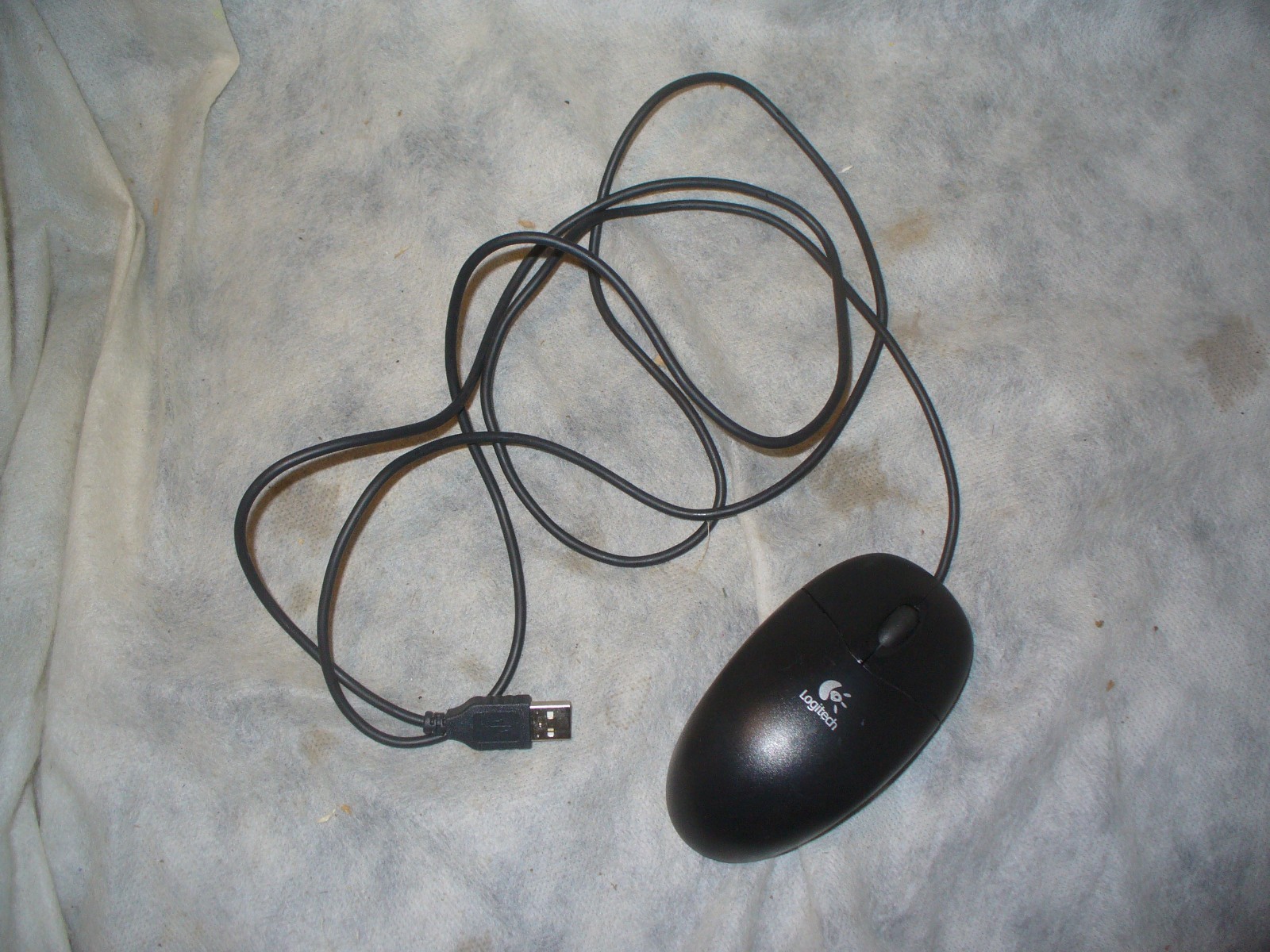 Logitech N231 Wired Mouse