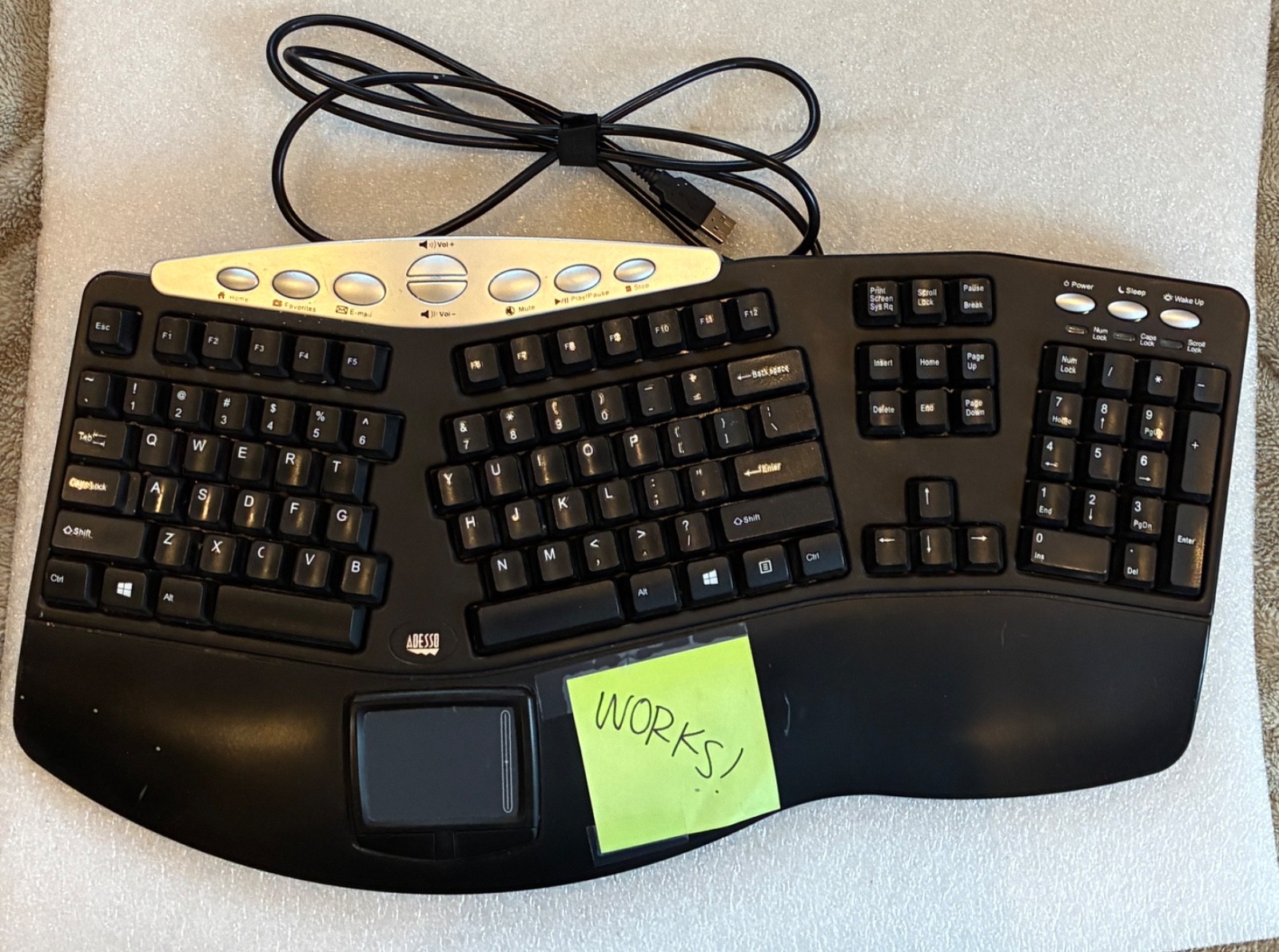 ADESSO PCK-308UB BLACK Wired Ergonomic Keyboard Multimedia Touchpad TESTED WORKS