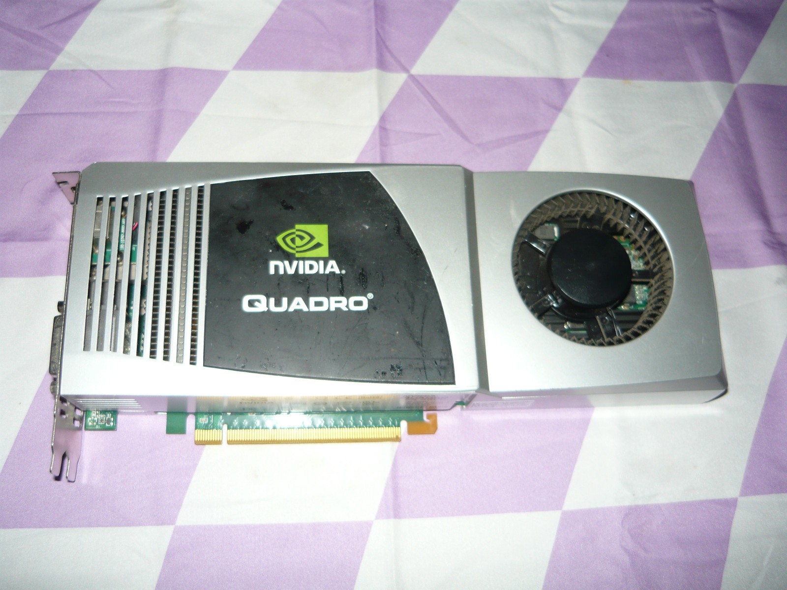 Nvidia Quadro FX 4800 PCI Express 2.0 Video Card GPU 1.5GB Used
