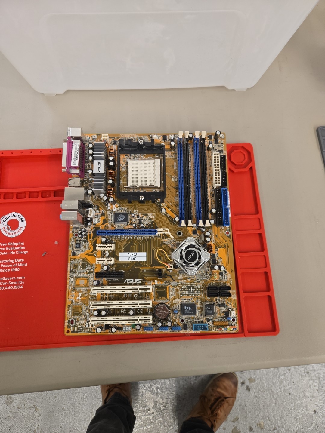 ASUS A8N5X Motherboard AMD Socket 939 ATX aw12326d