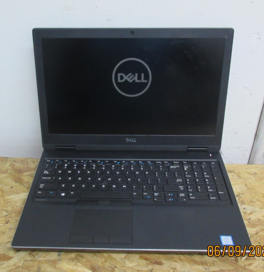 Dell Precision 7530, Core i5 8300H, 8GB RAM 256GB SSD WIN 11 PRO 15.6" LAPTOP.