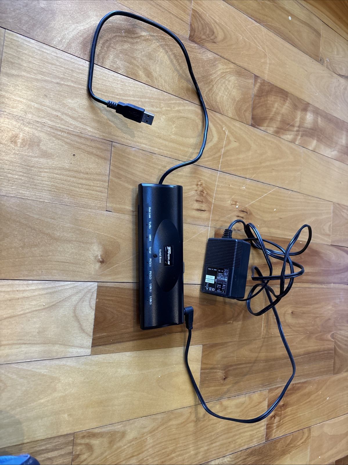 TARGUS PA090 USB Mobile Port Replicator with Ethernet - Includes AC Power Cable