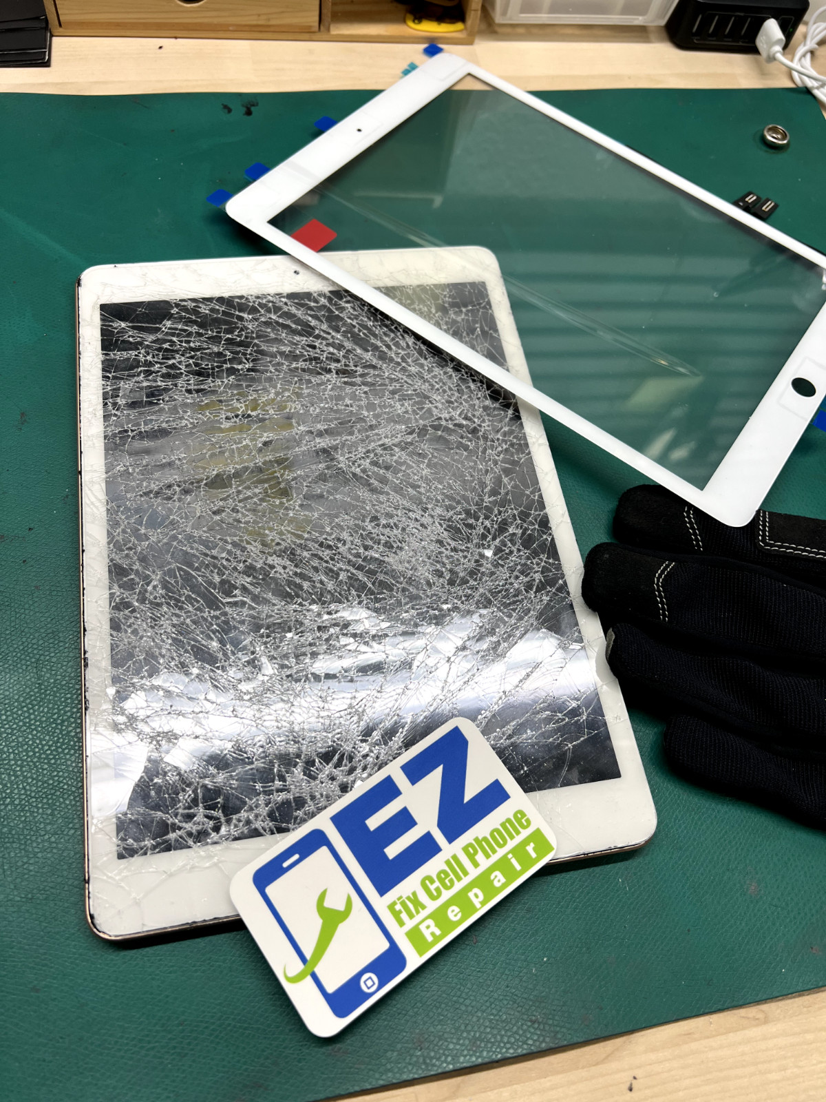 iPad 7th/8th/9th Gen Cracked Screen Repair Service (Glass/Digitizer Replacement)