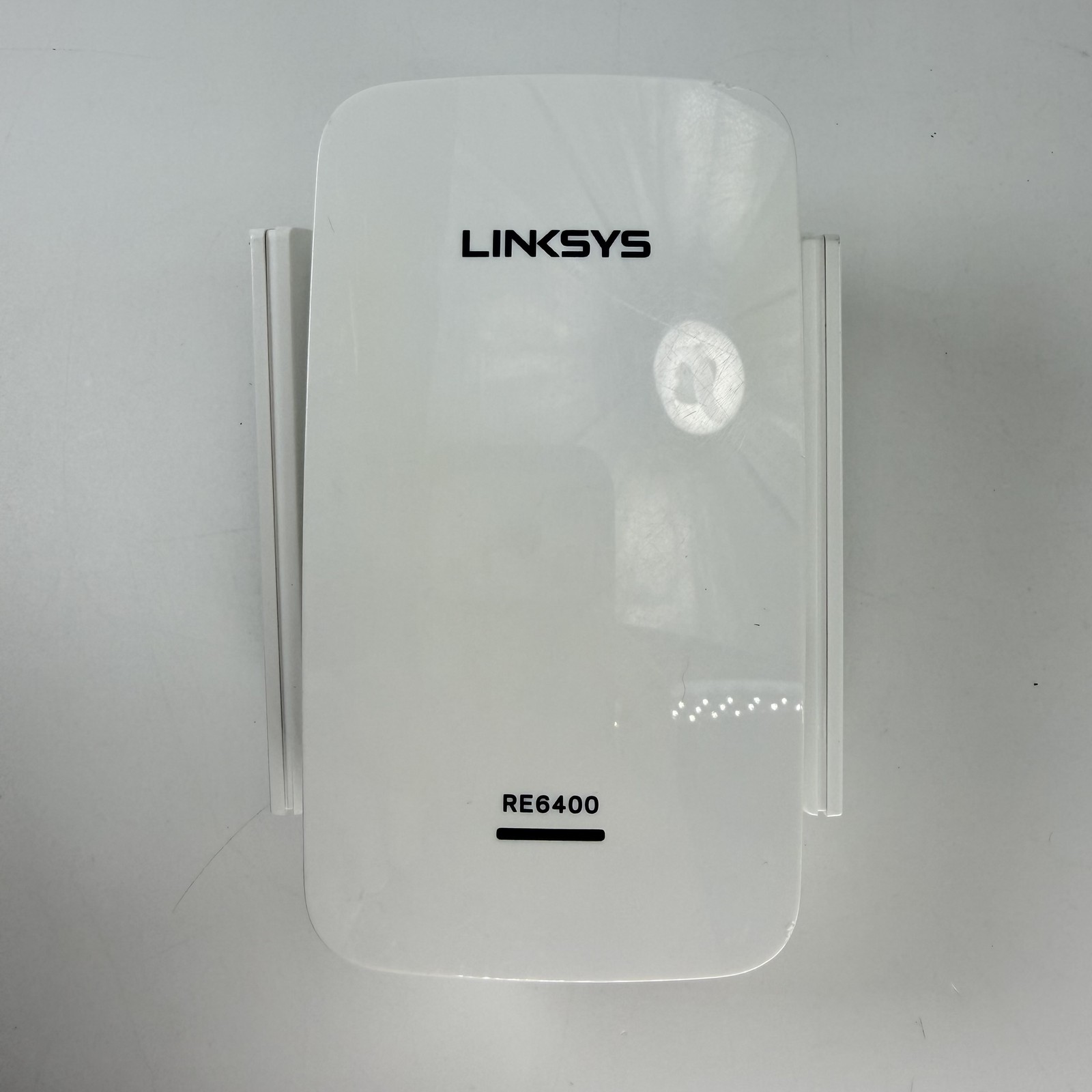 Linksys RE6400 WiFi Range Extender AC1200 Dual Band White Ethernet Wall Plug