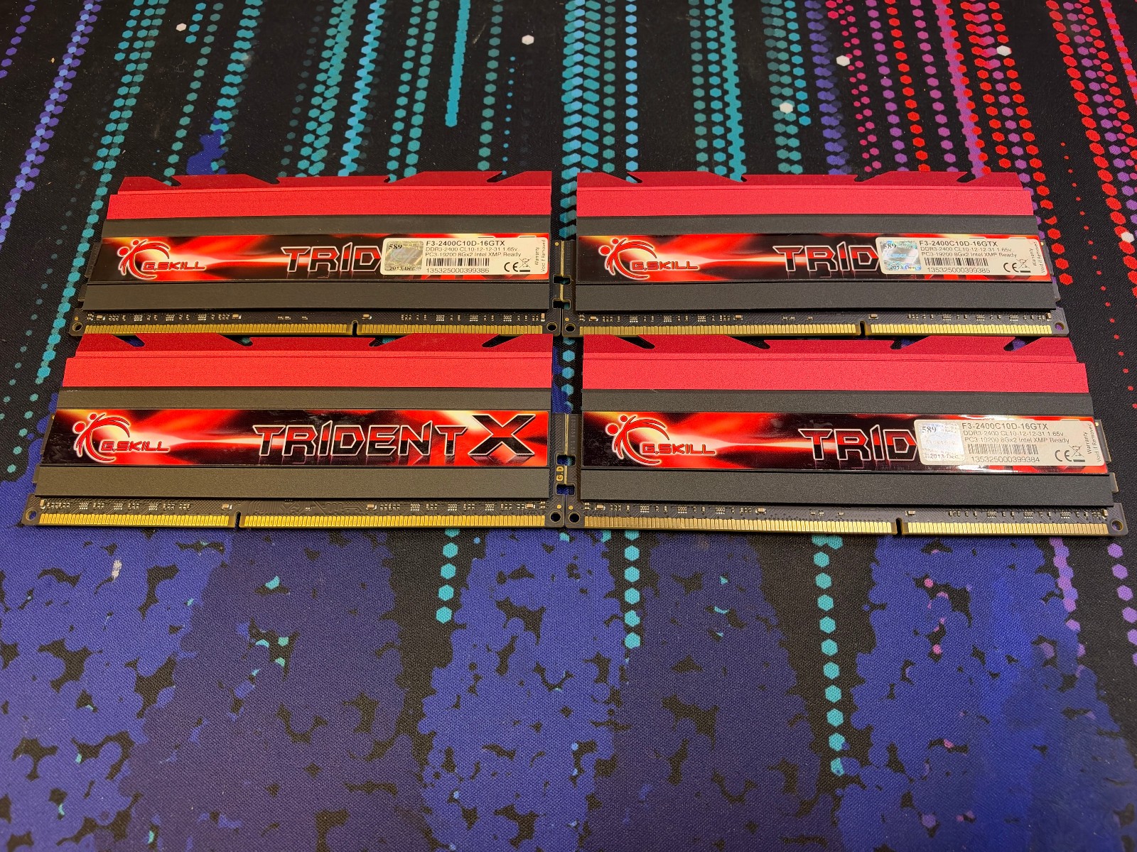 G.SKILL Trident X 32GB 4x8GB DDR3-2400 CL10 F3-2400C10D-16GTX Sequential
