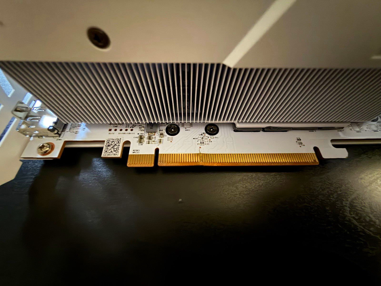 XFX Radeon RX 7900 XT 20GB White GPU – For Parts or Repair – Untested