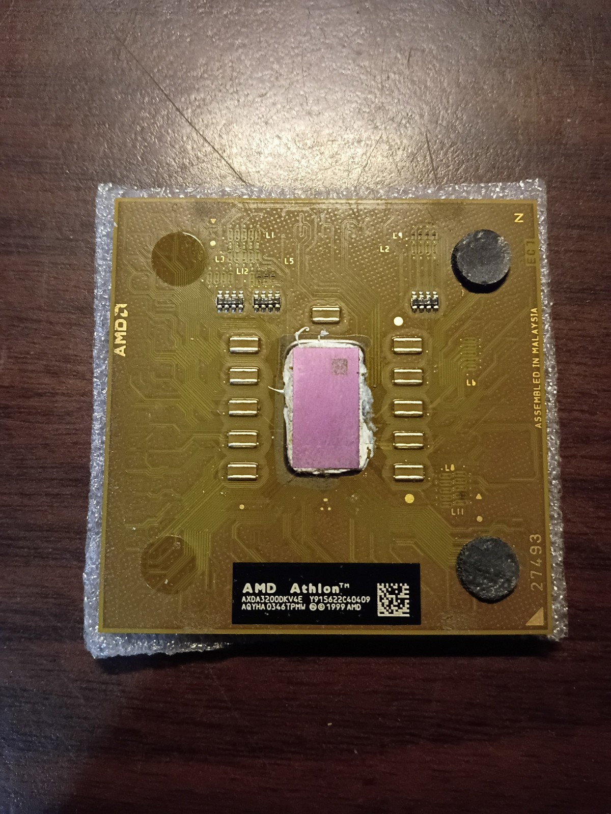 AMD Athlon XP 3200+ AXDA3200DKV4E 2.2GHz 512KB Socket A/462 CPU Processor